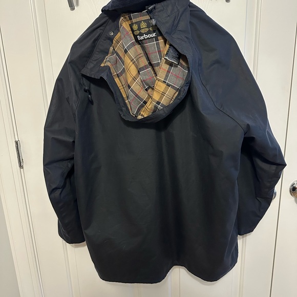 Barbour Beaufort Jacket - Picture 5 of 12